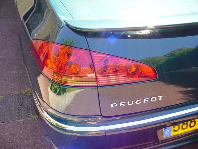 http://www.forum-peugeot.com/Forum/mesimages/13572/607 AR feux.jpg